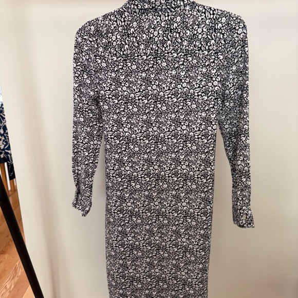 Isabelle Oliver maternity dress - Picture 2 of 3